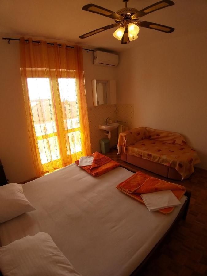 Balen Guest house Rab Town Extérieur photo