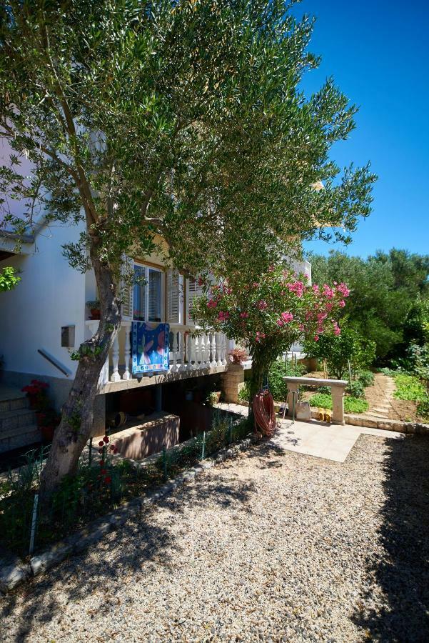 Balen Guest house Rab Town Extérieur photo
